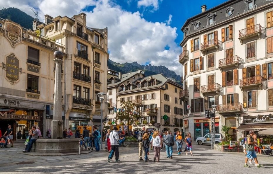 勃朗峰脚下的四季公寓（奥地利）