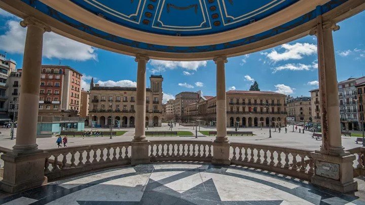 第4天 ： 欣赏优雅的比亚里茨，然后前往潘普洛纳  波尔多  比亚里茨  潘普洛纳