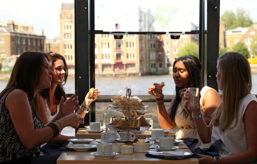 伦敦：泰晤士河下午茶游船