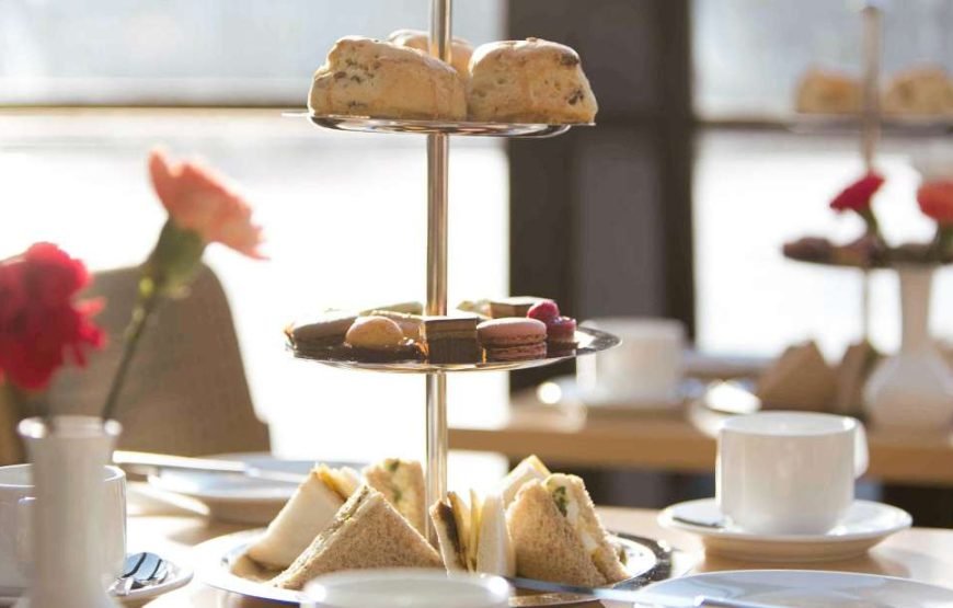 伦敦：泰晤士河下午茶游船